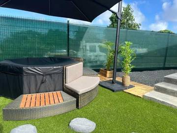 Gîte pour 2 personnes, avec terrasse à Capesterre-Belle-Eau