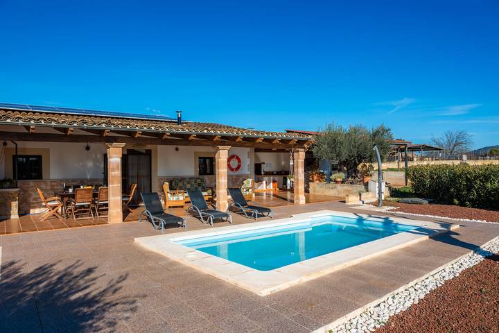 Casa rural para 5 personas, con jardín, Se admiten mascotas en Inca - 2