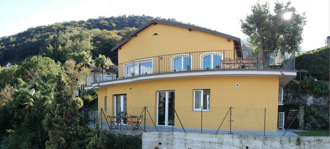 Appartamento per 2 persone, con Balcone e Terrazza nonché Vista lago a Comune di Cannobio