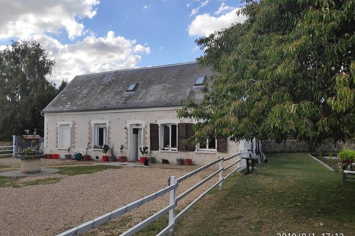 Chambre d’hôte pour 15 personnes, avec Jacuzzi et Piscine