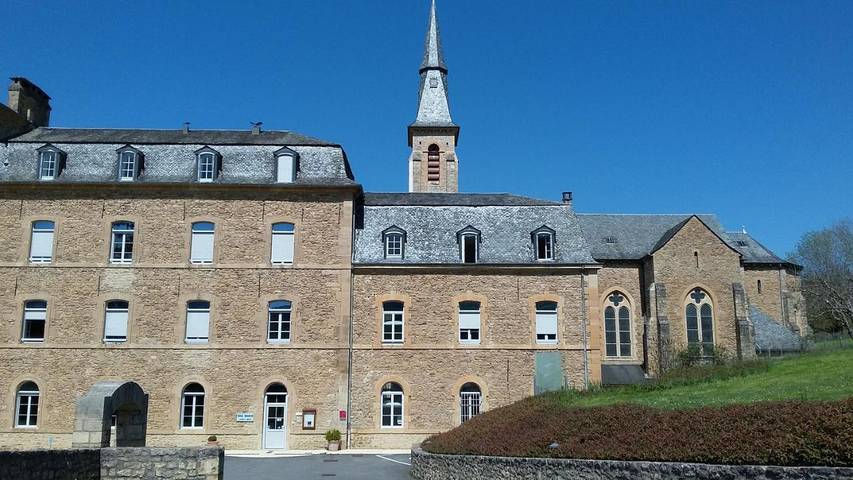 Hôtel pour 2 personnes, avec jardin et terrasse à Saint-Côme-d'Olt - 2