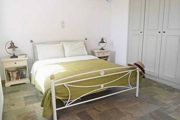 Villa for 4 People in Patitiri, Sporades, Photo 2