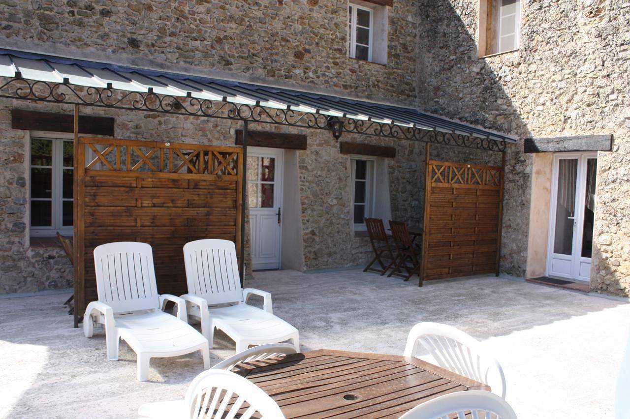 Appartement de vacances entier, Coquet studio au coeur des vignes et des oliviers in Signes, Région de Toulon