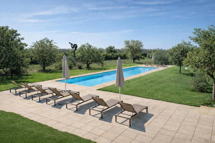 Hôtel pour 2 personnes, avec vue ainsi que piscine et jardin, animaux acceptés