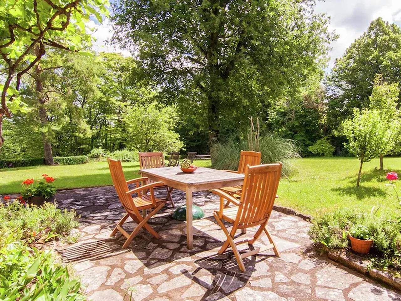 Gîte de charme pour qui aiment la tranquillité in Saint-Cybranet, Périgord Noir