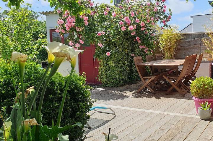 Maison de vacances pour 4 personnes, avec jardin et terrasse dans Plage de Morgat