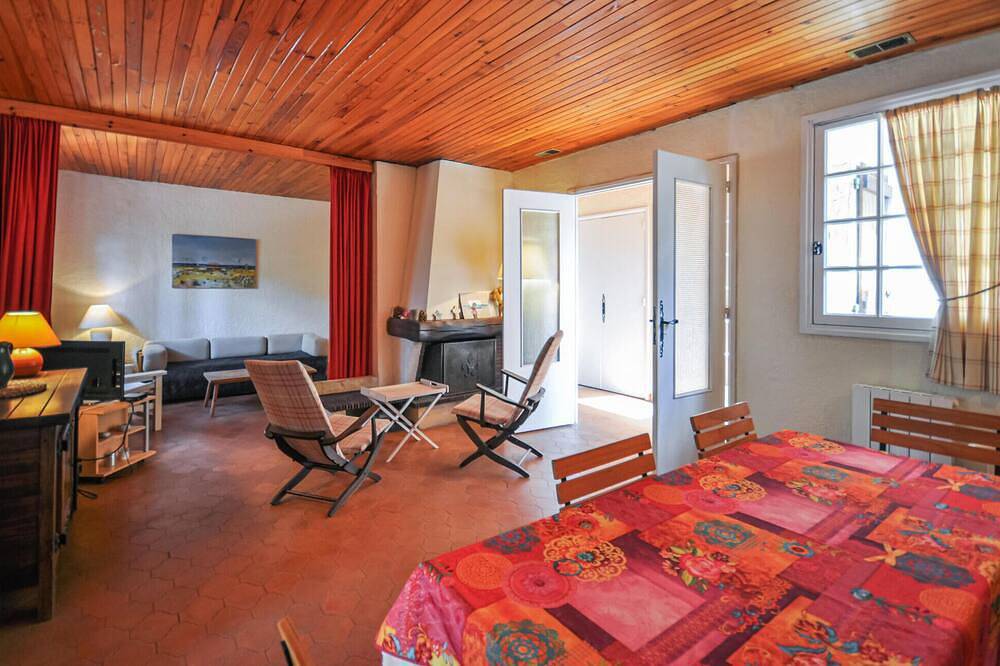 2 bedroom cozy home in La Bouverie in Roquebrune-sur-Argens, Draguignan region