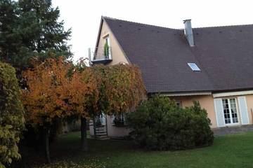 Gîte pour 4 personnes, avec terrasse et jardin à Wettolsheim