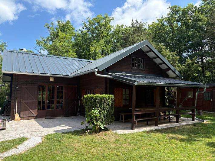 Gîte pour 5 personnes, avec Terrasse ainsi que Jardin et Vue