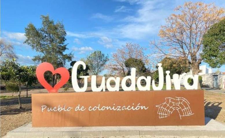 Chalet para 12 personas, con piscina además de vistas y jardín, Se admiten mascotas en Tierra de Mérida - Vegas Bajas - 4