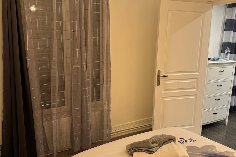 Entire apartment, Reve bleu cosi appart at Courbevoie near La defense in Courbevoie, Hauts-de-Seine