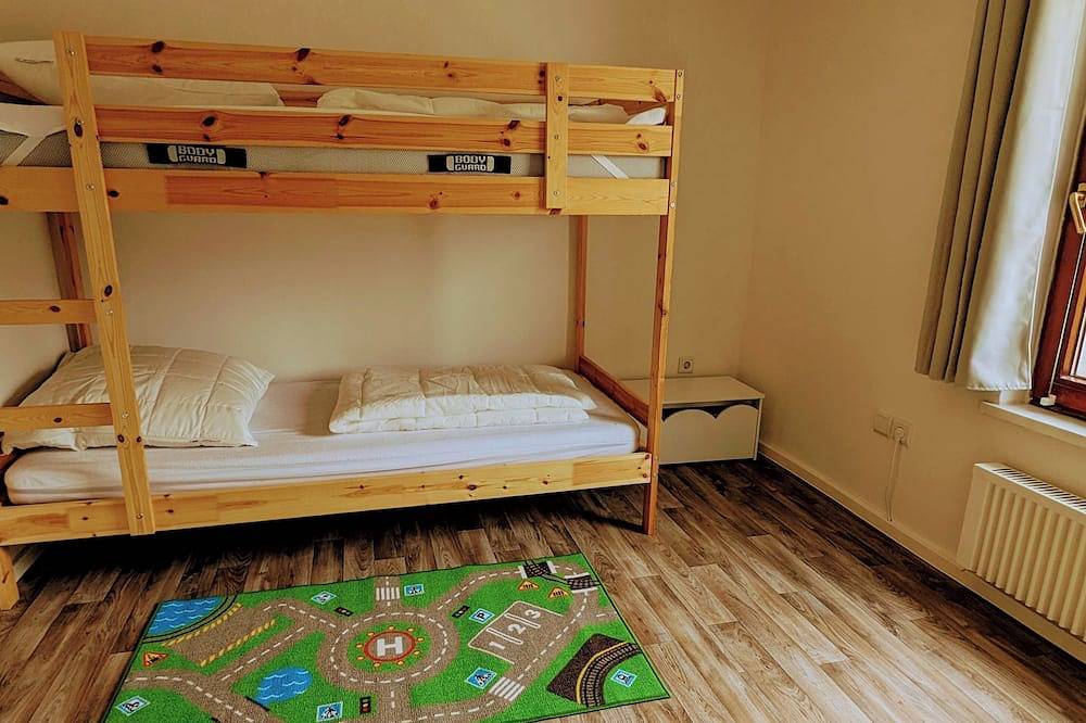 Entire apartment, Modern vacation apartment lighthouse - space for the whole family in Krummin, Usedomer Norden