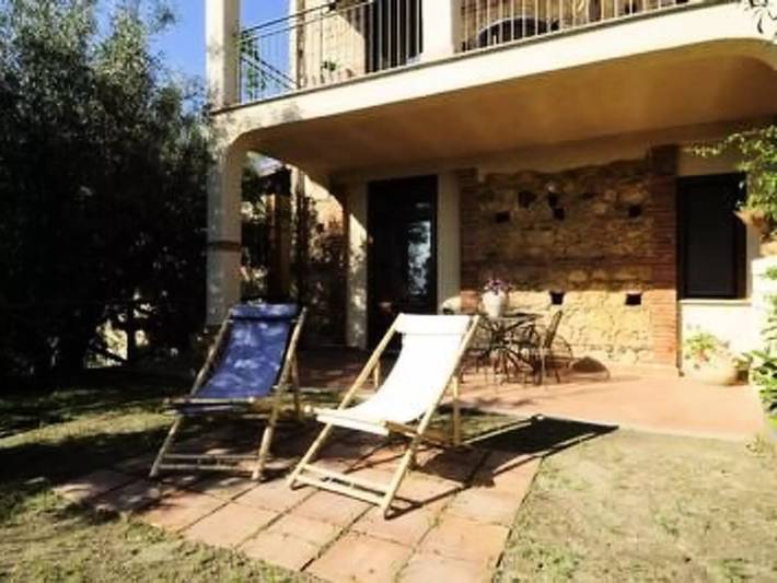Apartamento de vacaciones para 4 personas, con piscina y jardín - 1