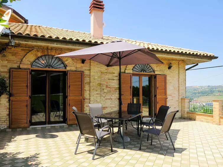 Casa 4 Persone in Picciano, Provincia di Pescara