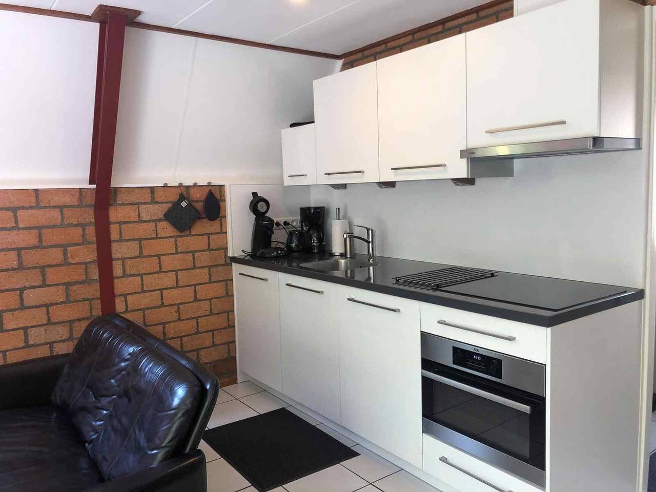 Schönes vier Personen Ferienhaus mit gratis Internetzugang (Wlan). in Sint Nicolaasga, Friesland