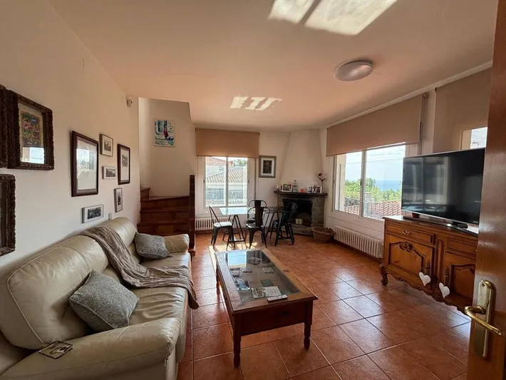 Ferienwohnung für 10 Personen, mit Pool und Ausblick sowie Garten - 1