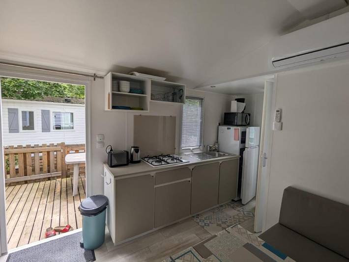 Gîte pour 4 personnes, avec vue et terrasse ainsi que piscine et jardin dans Saint-Julien-en-Saint-Alban - 4