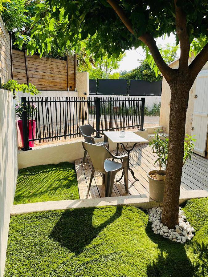 Ferienhaus für 2 Personen, mit Terrasse und Garten