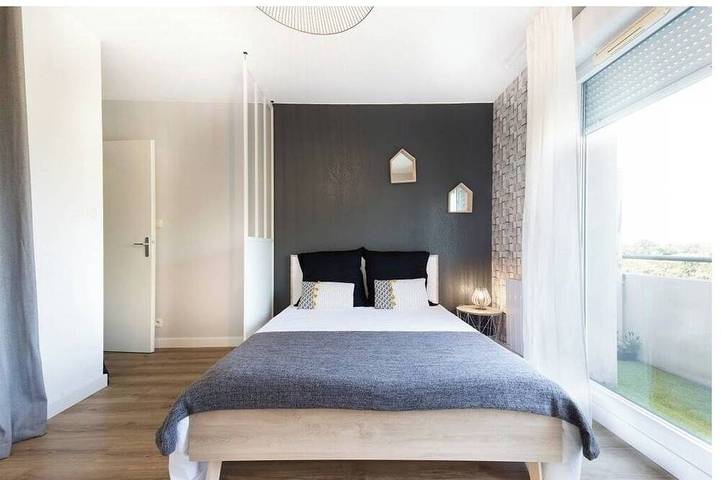 Gîte pour 2 personnes, avec piscine et balcon à Cugnaux - 2