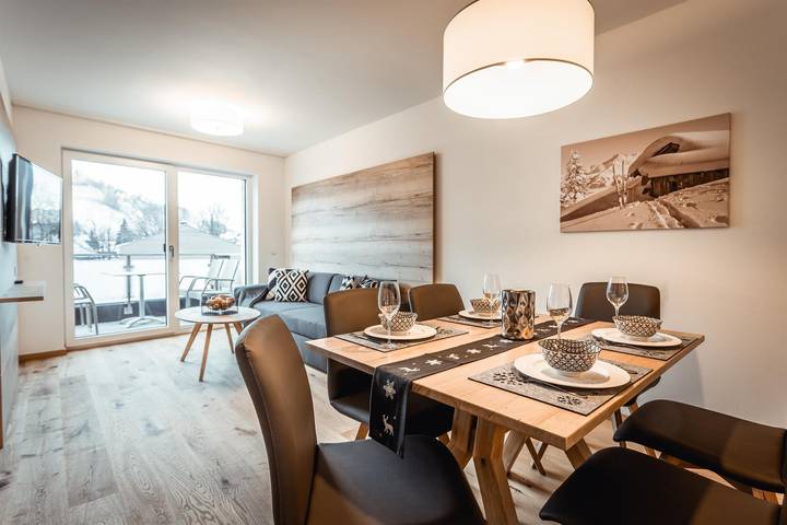 Ferienwohnung für 6 Personen, mit Sauna und Ausblick sowie Balkon, mit Haustier in Schladming