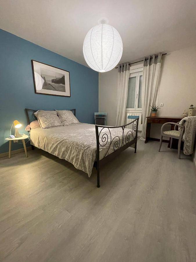 Double Room with Shared Bathroom in Lorette, Parc Naturel Régional du Pilat