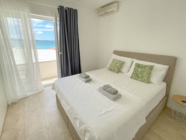 Ferienwohnung für 4 Personen, mit Balkon in Sukosan - 2