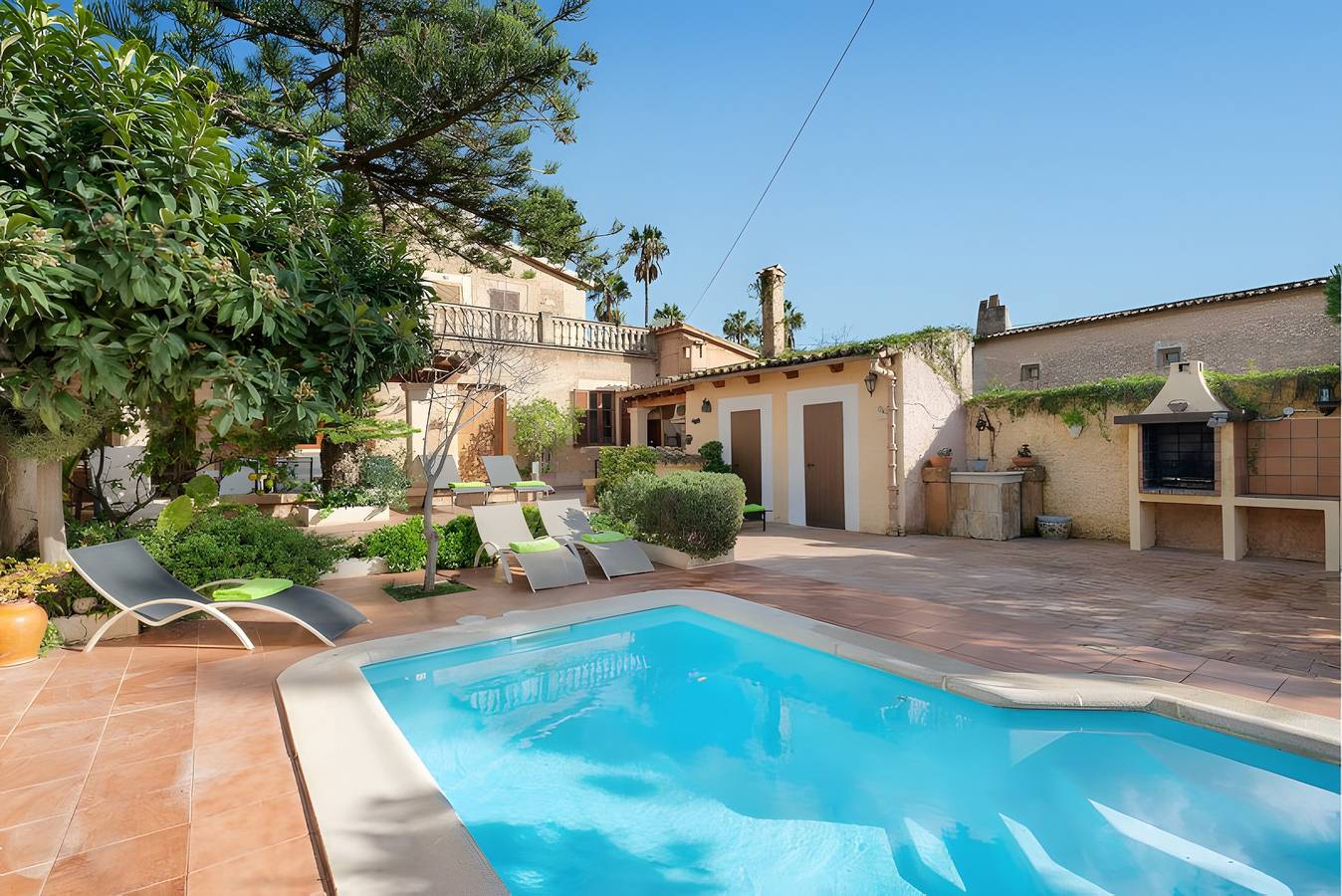 Holiday Home 'Los Abilios' with Private Pool, Wi-Fi and Air Conditioning in Sa Indioteria, Palma