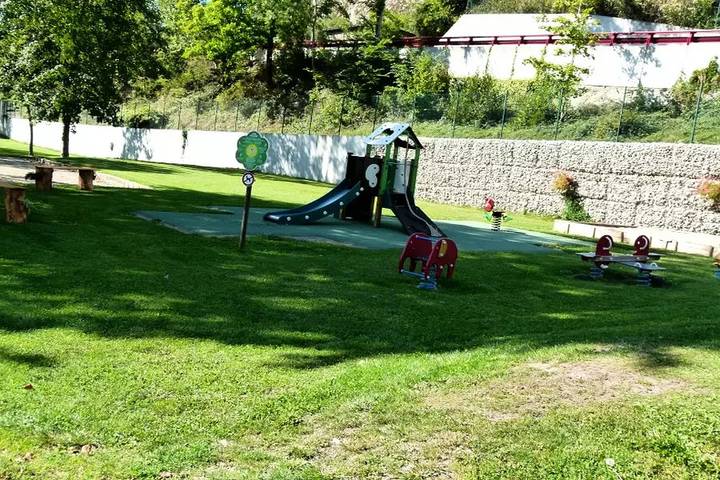 Camping pour 5 personnes, avec terrasse, animaux acceptés en Alsace - 3
