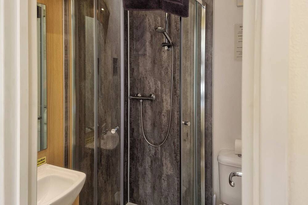 2 bedroom accommodation in Troutbeck Bridge, near Windermere in White Cross Bay, Lake District