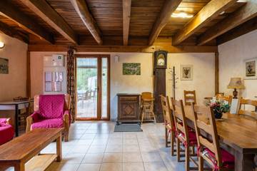 Maison De Vacances pour 6 Personnes dans Villecomtal, Aveyron, Photo 3