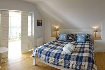 Beach House for 8 People in Middleton-on-Sea, West Sussex, Photo 1