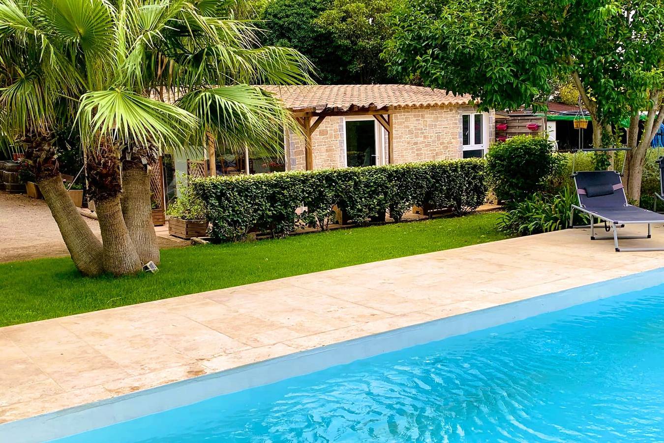 Gîte Piscine pour 4 avec piscine et Wifi in Narbonne, Région de Narbonne