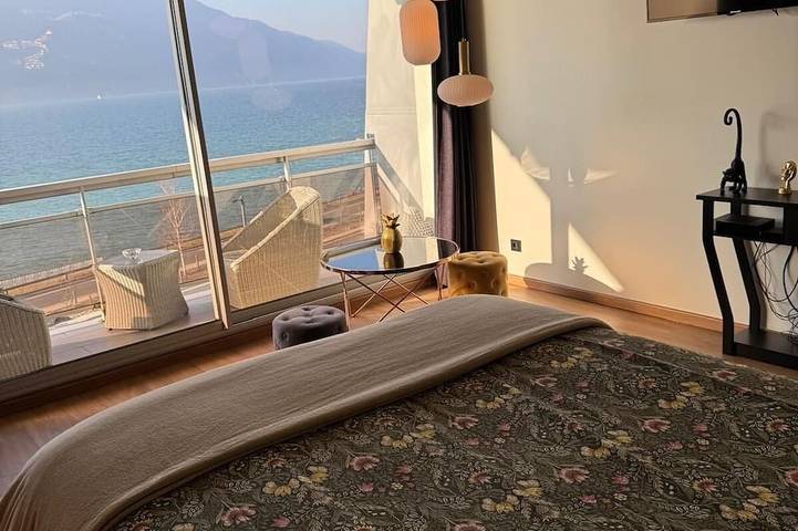 Gîte pour 2 personnes, avec sauna ainsi que balcon et jacuzzi à Tresserve - 2