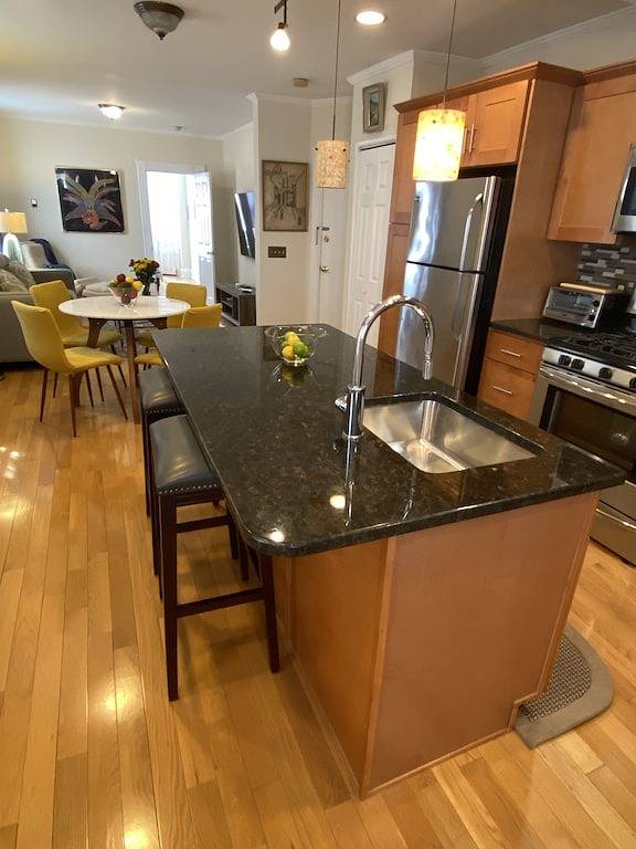 Ganze Wohnung, Exquisite 3rd Floor Private Apt with Style in Union County