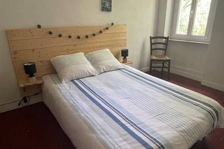 Location de vacances pour 8 personnes, avec terrasse et jardin, animaux acceptés à Bize-Minervois - 4