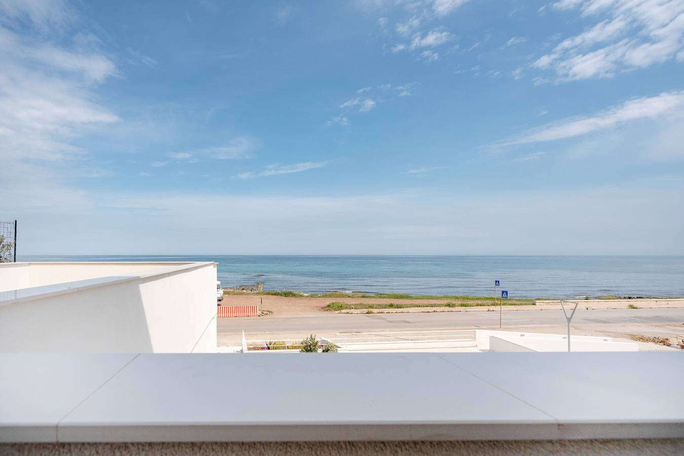 Appartamento intero, Appartamento 'Luxury Home' con balcone, Wi-Fi e aria condizionata in Bari, Provincia di Bari