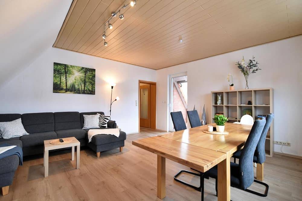 Apartamento inteiro, Holiday apartment with balcony in Weserbergland in Emmerthal, Weser Hills