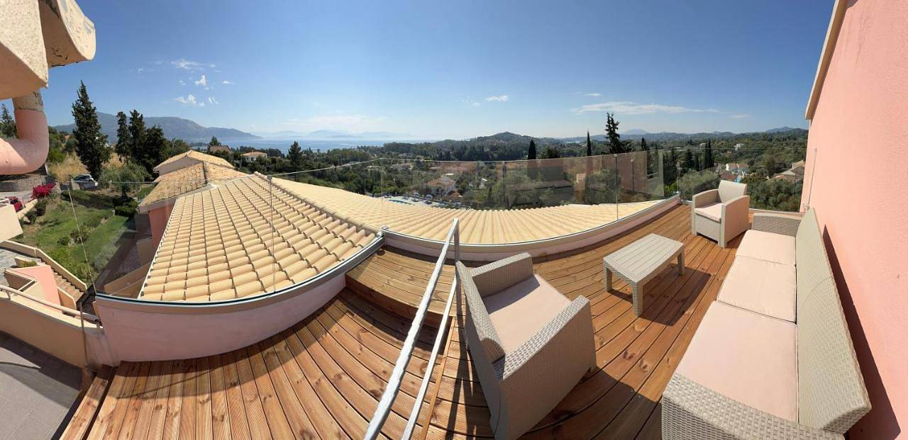 Penelope Apartment Hotel in Dassia, Corfou