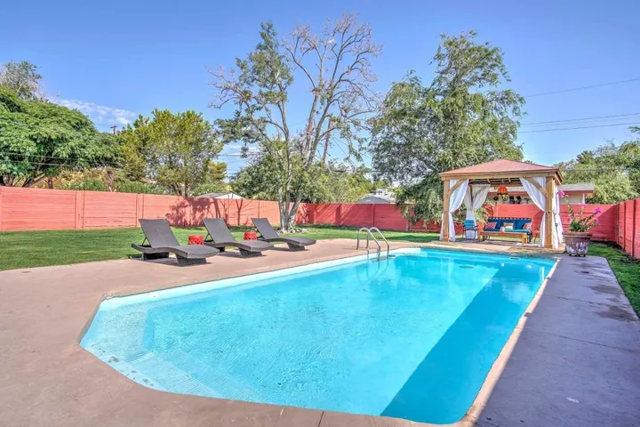 Casa de vacaciones para 6 personas, con terraza además de vistas y piscina - 1