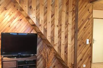 Gîte pour 2 personnes, avec terrasse ainsi que piscine et jardin à Die