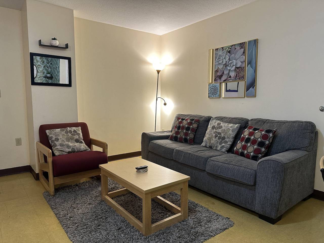 Apartamento entero, 5 Beds   Downtown Apt   Very Quick Walk Everywhere in Pittsburgh, Condado de Allegheny