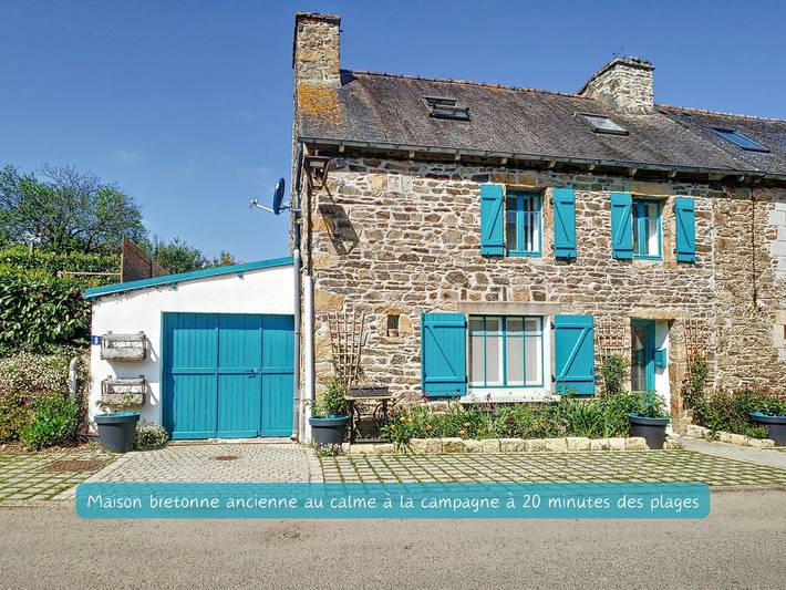 Gîte pour 4 personnes, avec jardin à Hengoat