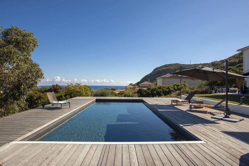 Villa Avec Piscine Privee A 200m De La Plage in Sisco, Cap Corse