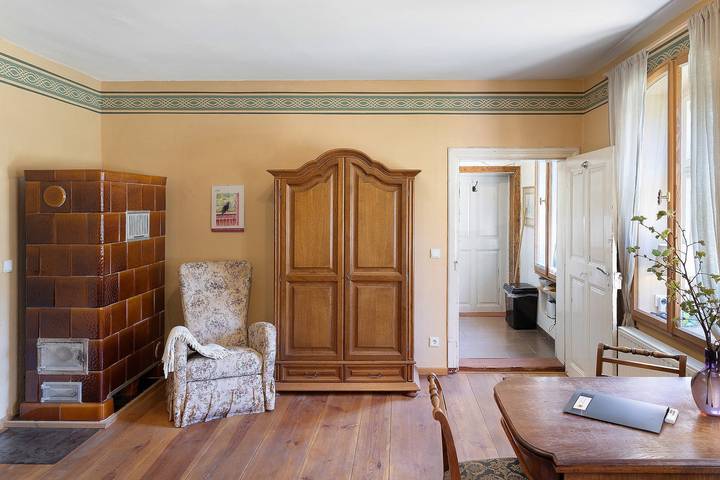 Ganze Wohnung, Ferienwohnung 'Am Roten Schloss' mit gemeinsamer Terrasse, gemeinsamem Garten und Wlan in Baruth/Mark, Teltow-Fläming