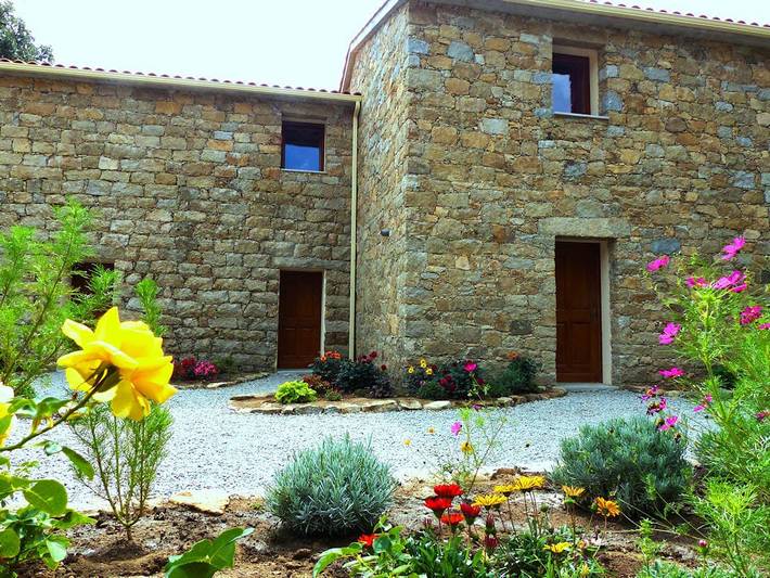 Chambre d’hôte pour 2 personnes, avec jacuzzi et jardin en Corse - 2