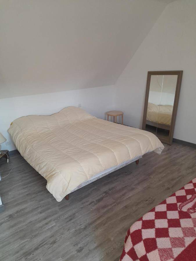 Gîte pour 6 personnes, avec terrasse à Teloché - 3