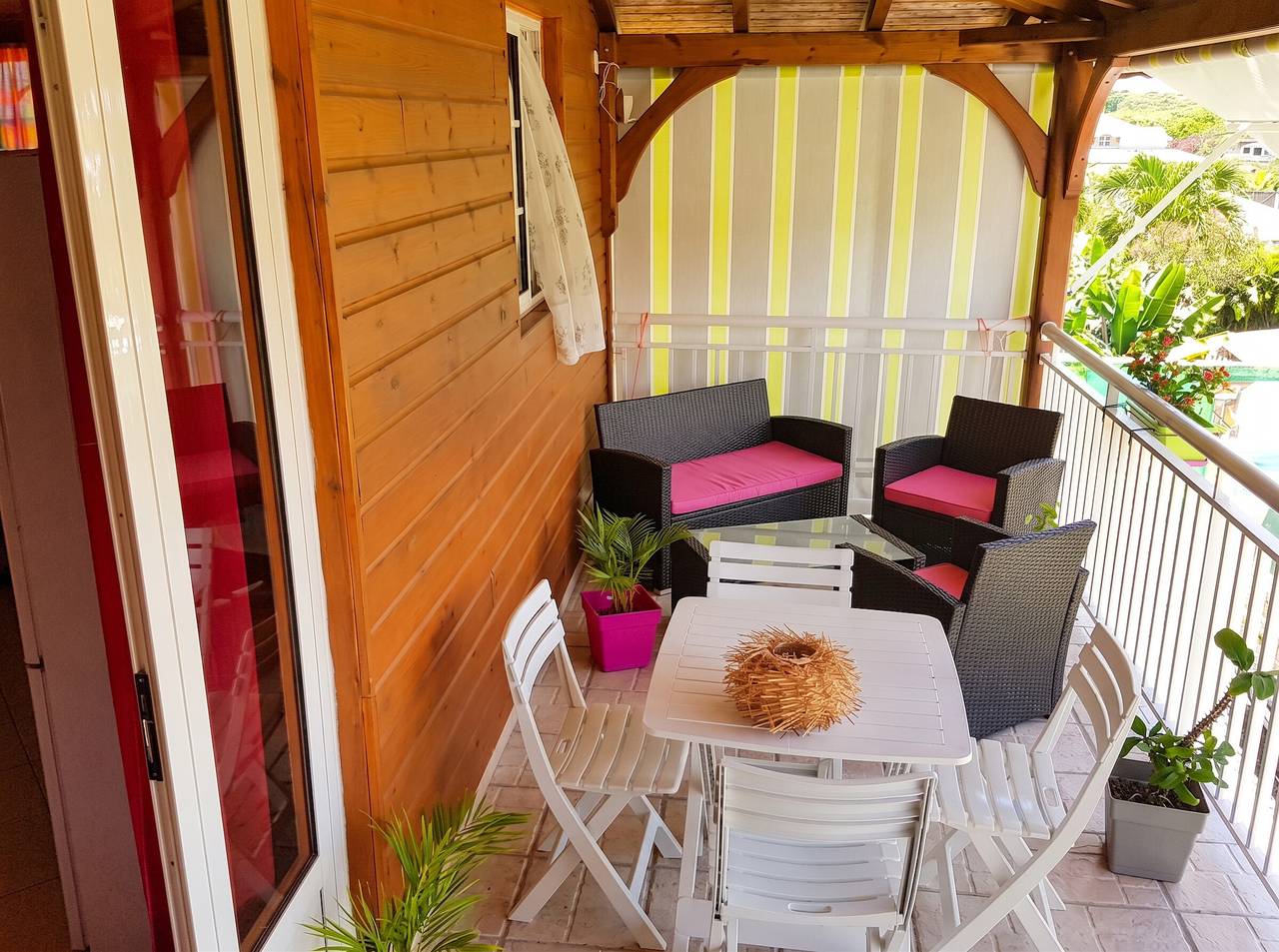 Ganze Wohnung, Wohnung in Anse-Bertrand – 70 m² mit Pool in Anse-Bertrand, Guadeloupe