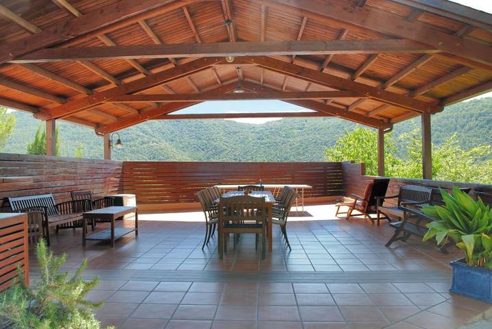 Casa rural para 14 personas, con Balcón y Terraza además de Jardín y Piscina en Porqueras - 2