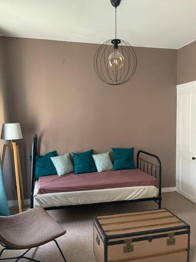 Double Room with Private Bathroom in Saint-Pierre-sur-Dives, Région de Lisieux