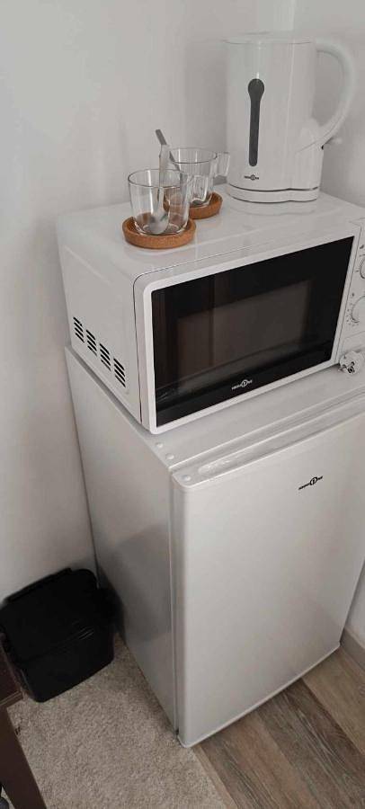 Appartement de vacances entier, Double Room with Garden View in Sainte-Geneviève-des-Bois, Essonne